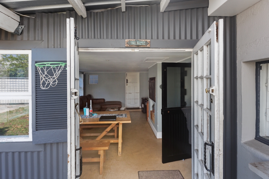 4 Bedroom Property for Sale in Wynberg Western Cape